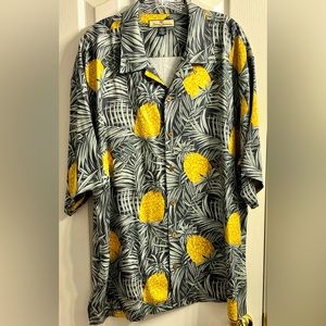 XL Tommy Bahama Mens Hawaiian Pineapple Silk Short Sleeve Button Up Shirt